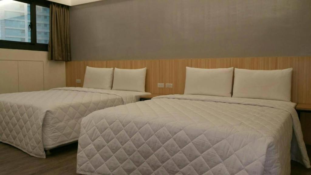 Da Chien Hotel Каосюн Екстериор снимка