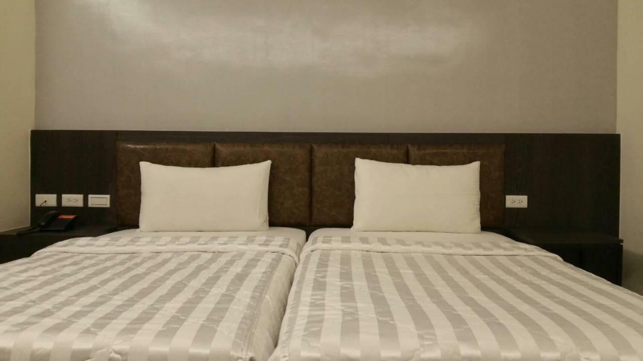 Da Chien Hotel Каосюн Екстериор снимка